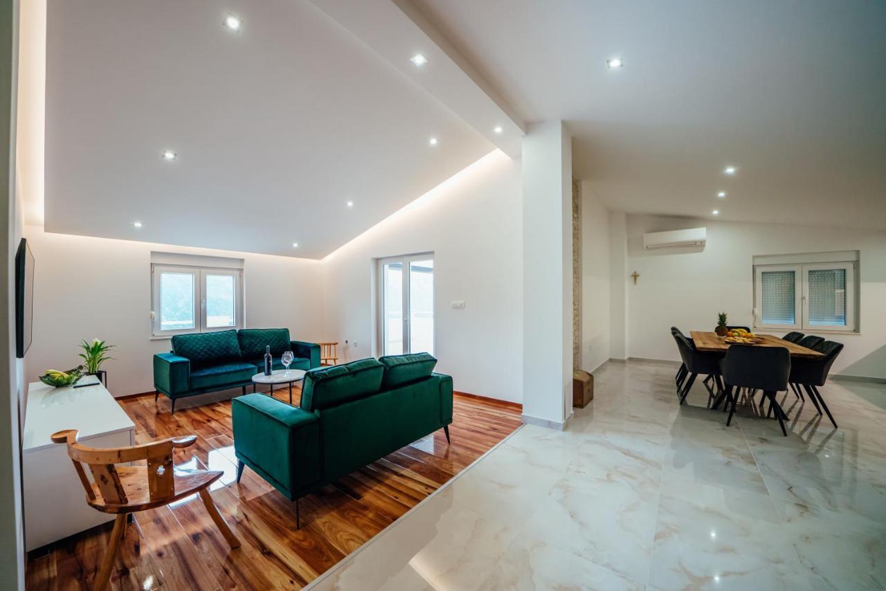 Apartman Mlikota Zagvozd Ngoại thất bức ảnh