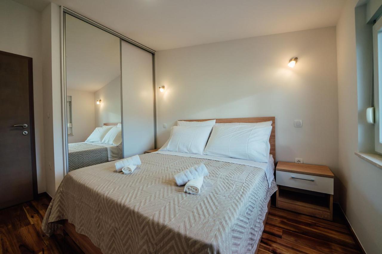 Apartman Mlikota Zagvozd Ngoại thất bức ảnh