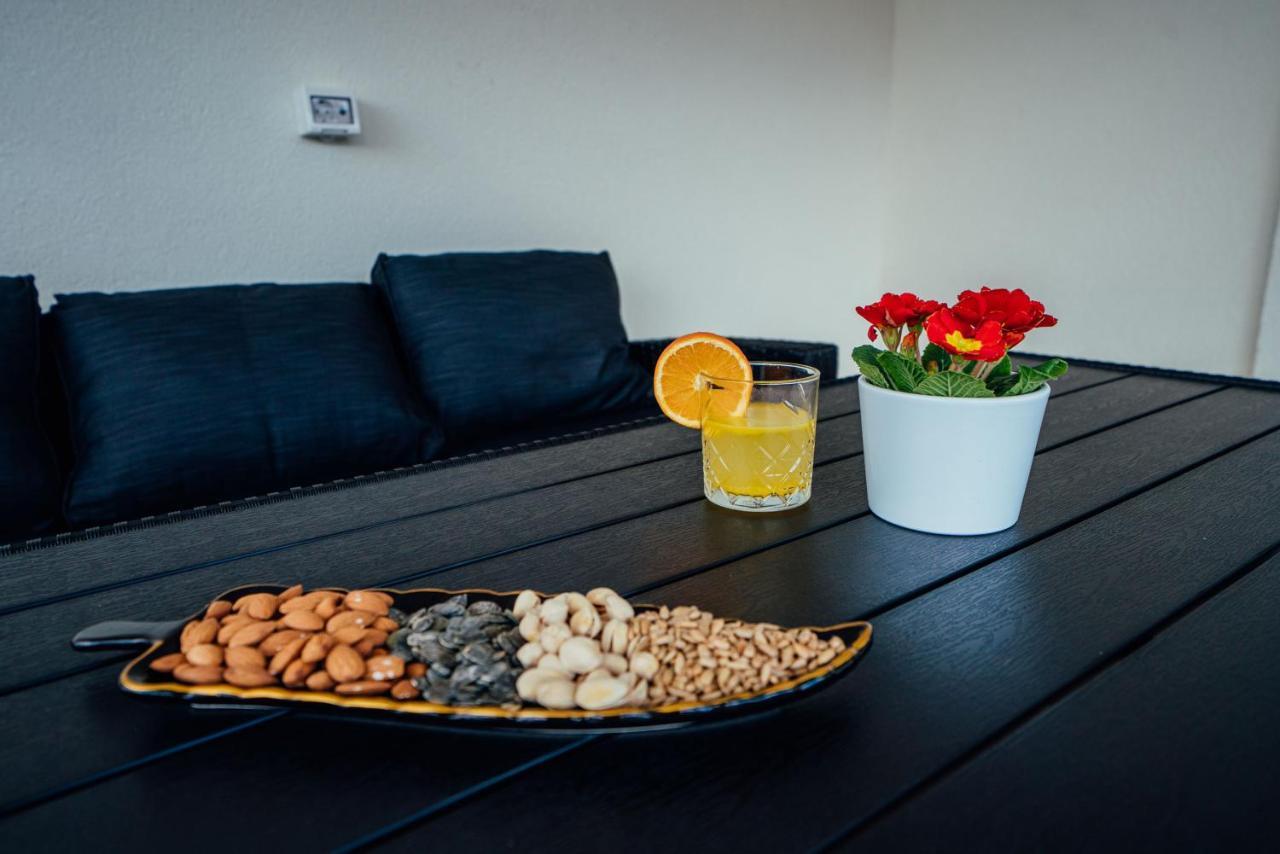 Apartman Mlikota Zagvozd Ngoại thất bức ảnh