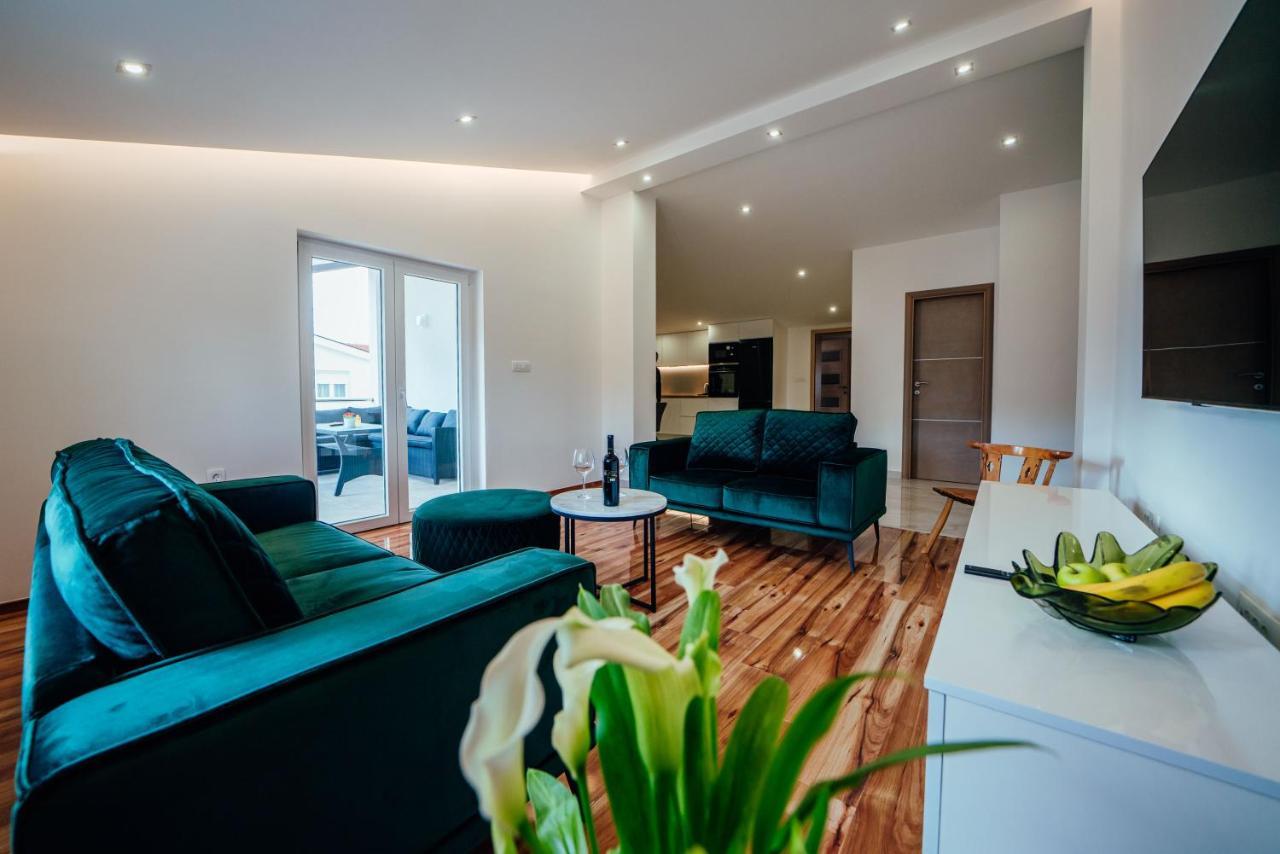 Apartman Mlikota Zagvozd Ngoại thất bức ảnh